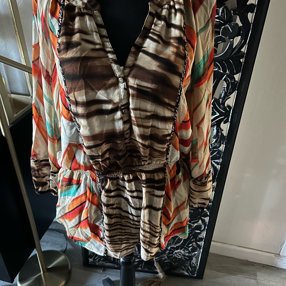 So Chic Calvin Klein animal print blouse